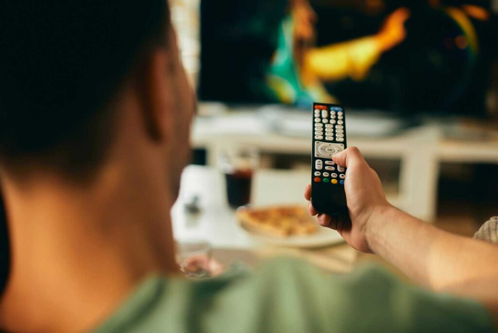 No coloques objetos sobre el televisor